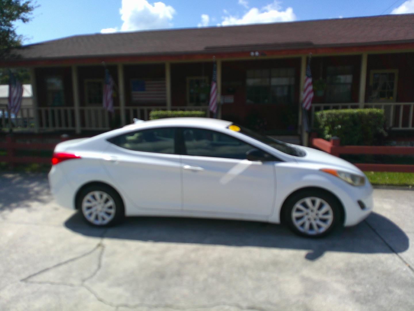 2012 WHITE HYUNDAI ELANTRA (5NPDH4AE0CH) , located at 10405 Abercorn Street, Savannah, GA, 31419, (912) 921-8965, 31.988262, -81.131760 - Photo#2